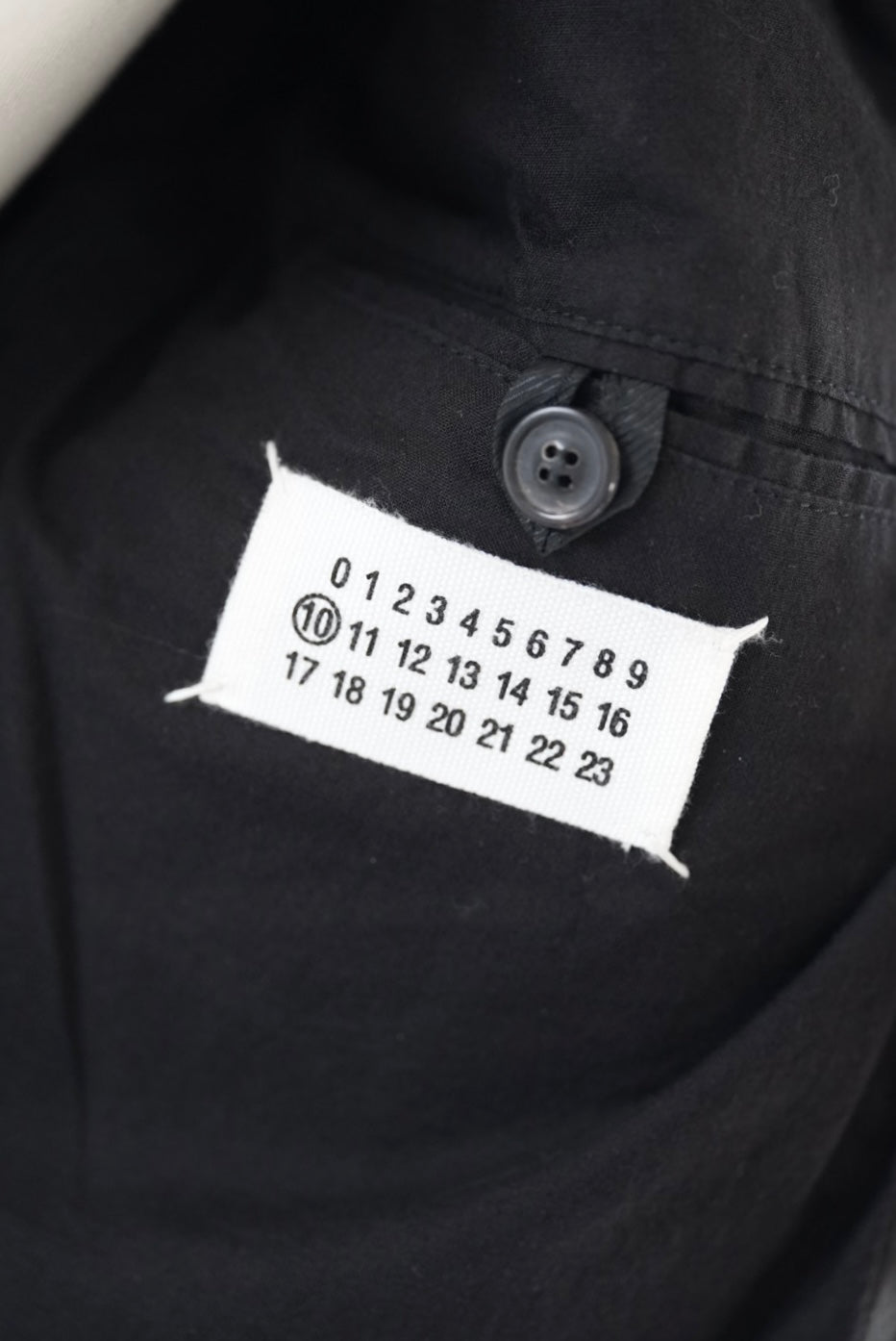 08's Martin Margiela ⑩ Jacket made in Italy.