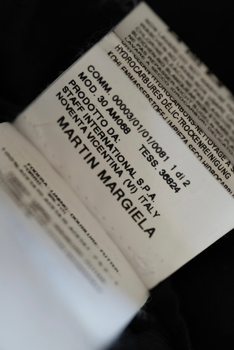 08's Martin Margiela ⑩ Jacket made in Italy.