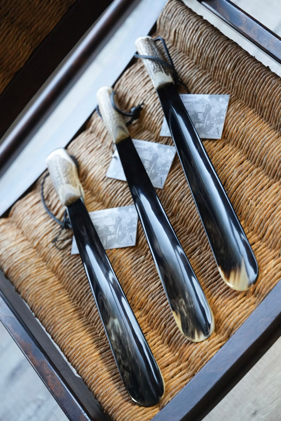 ABBEYHORN Shoehorn.
