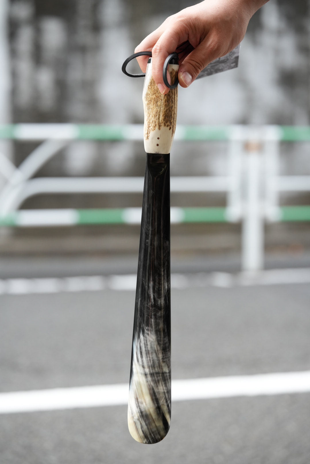 ABBEYHORN Shoehorn.