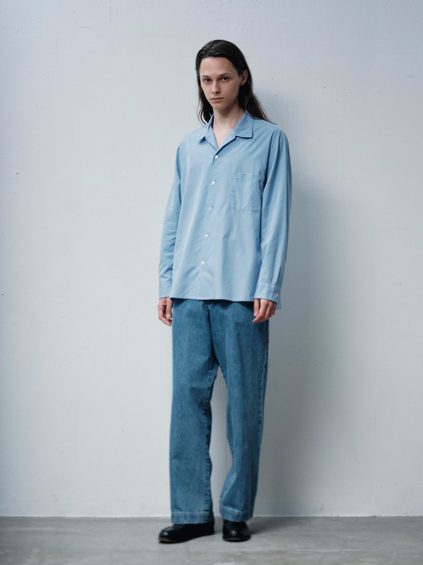 FOUNDOUR COTTON OPEN COLLAR SHIRT.