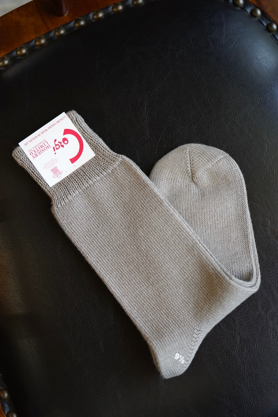 Corgi Plain Flat Socks. -Grey-