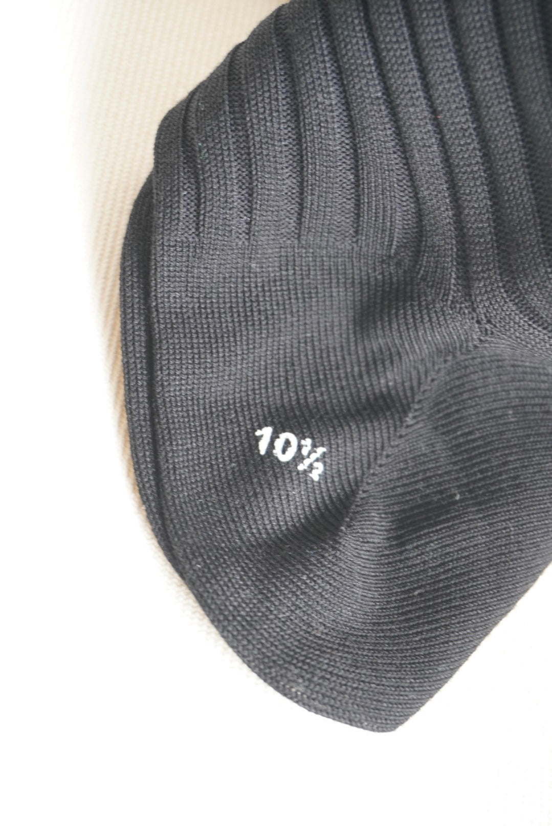 Corgi Fine Gauge Rib Socks. -Black-