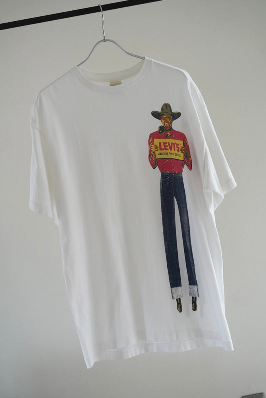 90's Levi's AMERICA'S FINEST OVERALL Saddle Man print T-shirt made in USA.
