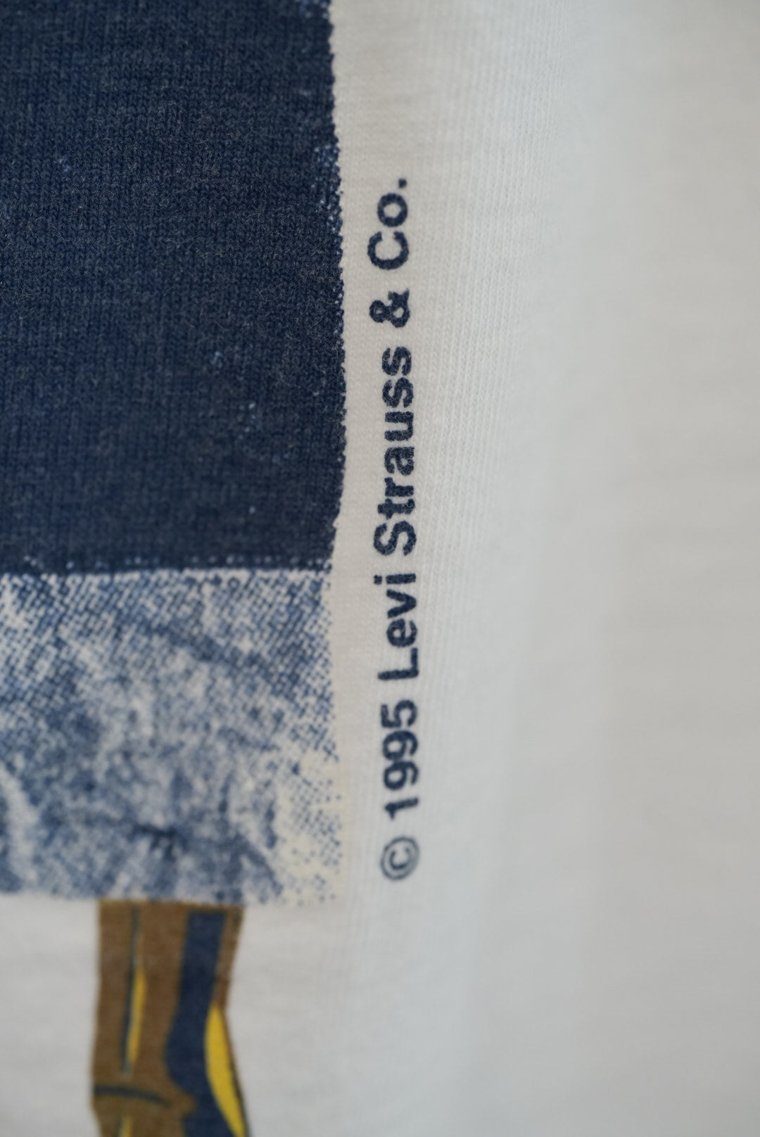 90's Levi's AMERICA'S FINEST OVERALL Saddle Man print T-shirt made in USA.