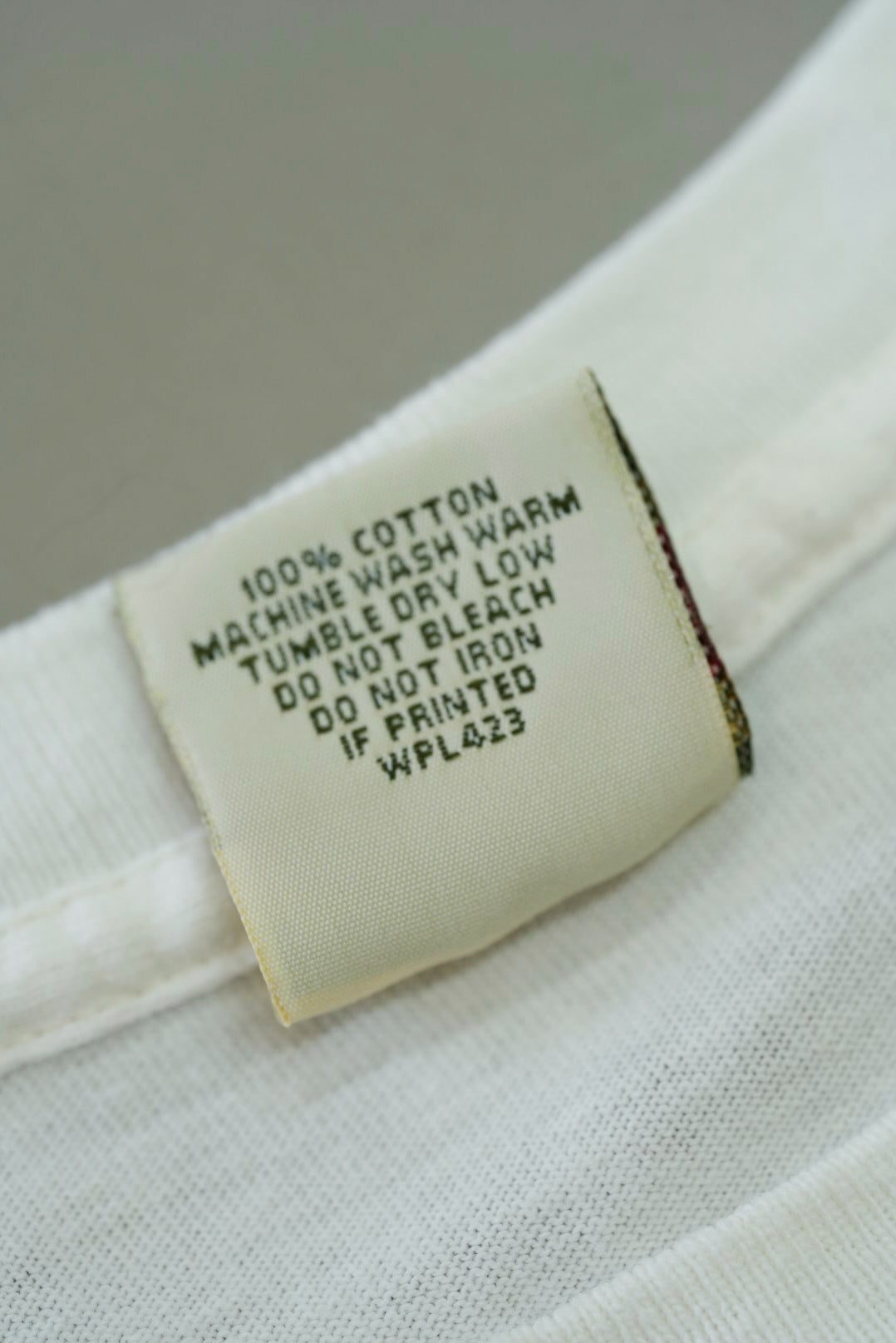 90's Levi's AMERICA'S FINEST OVERALL Saddle Man print T-shirt made in USA.