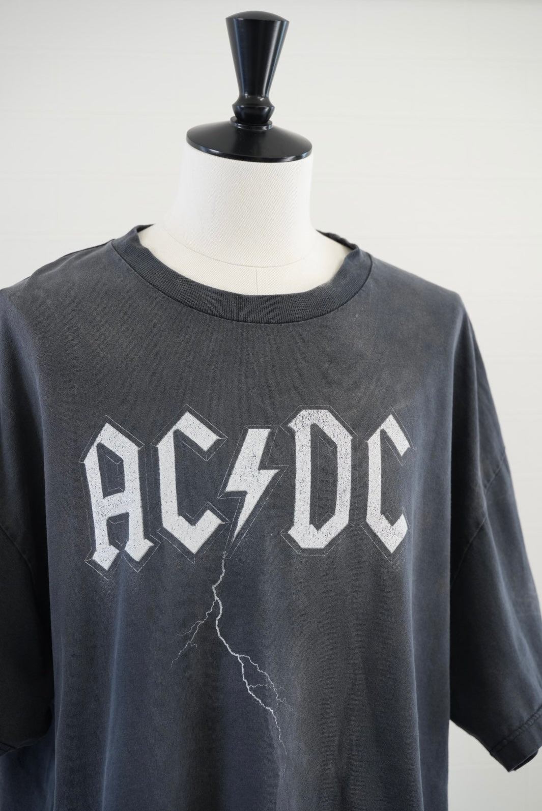 00's AC⚡︎DC print T-shirt made in Mexico.