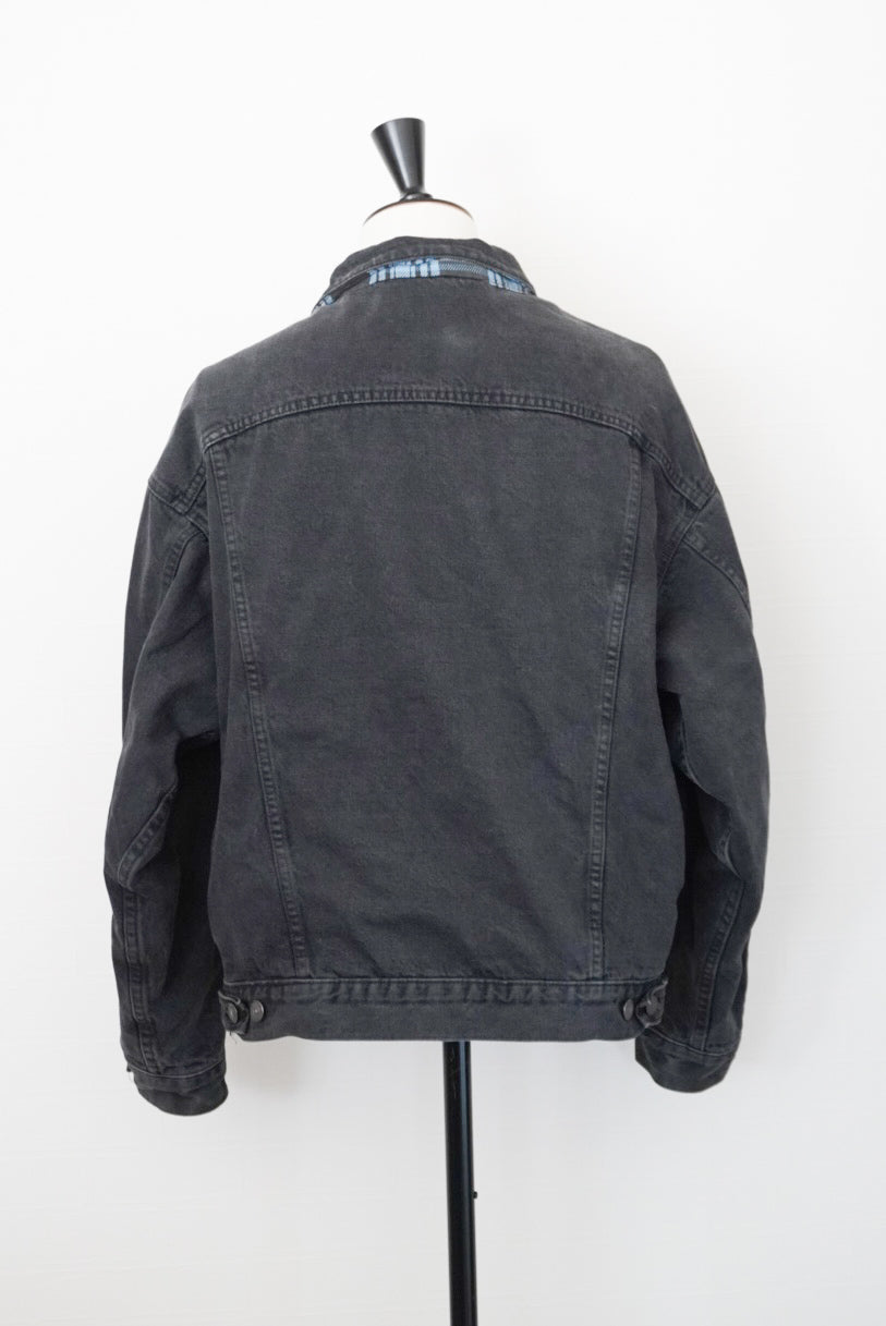 90's Levi's 70417-9418 Black Denim Jacket made in USA.