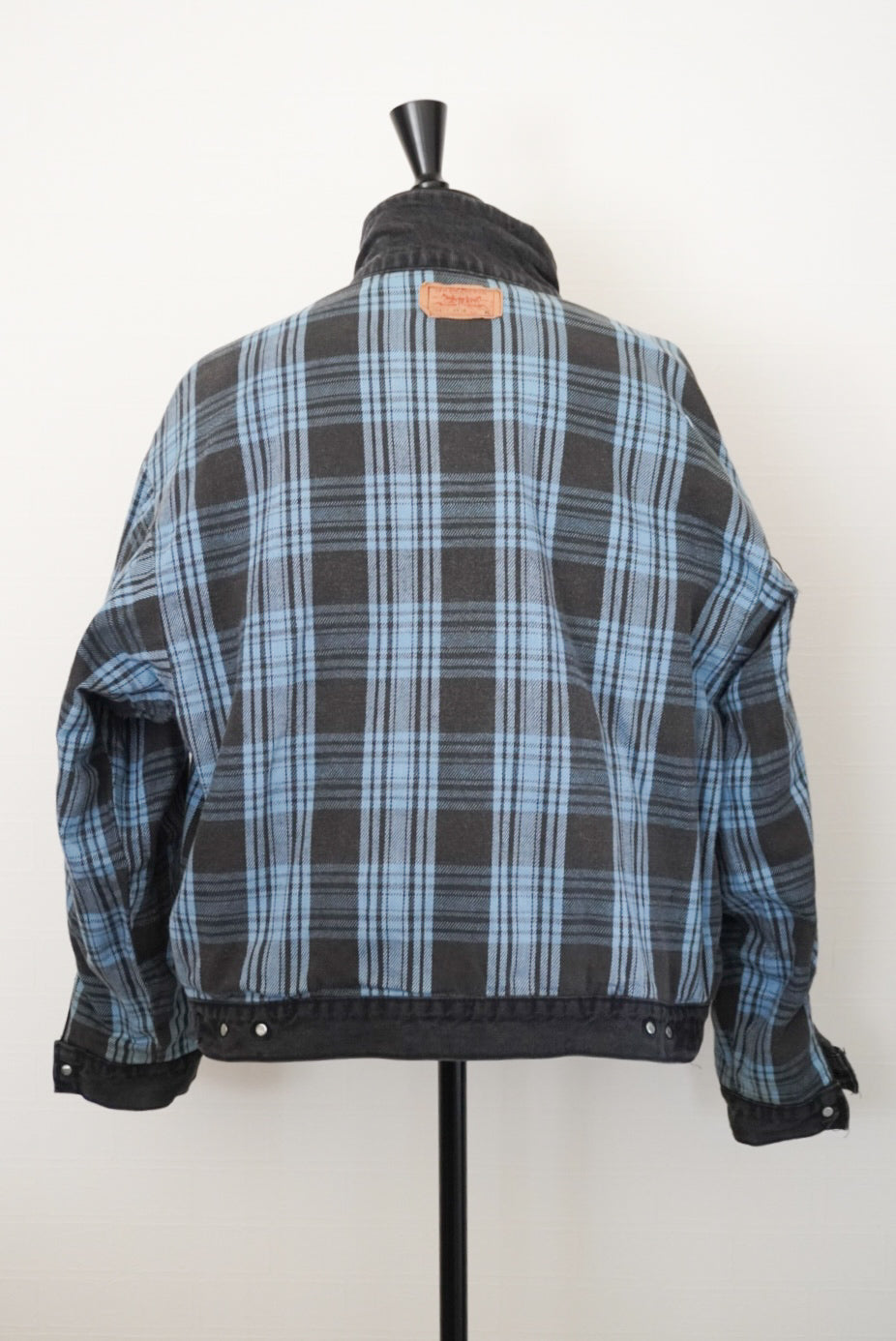 90's Levi's 70417-9418 Black Denim Jacket made in USA.