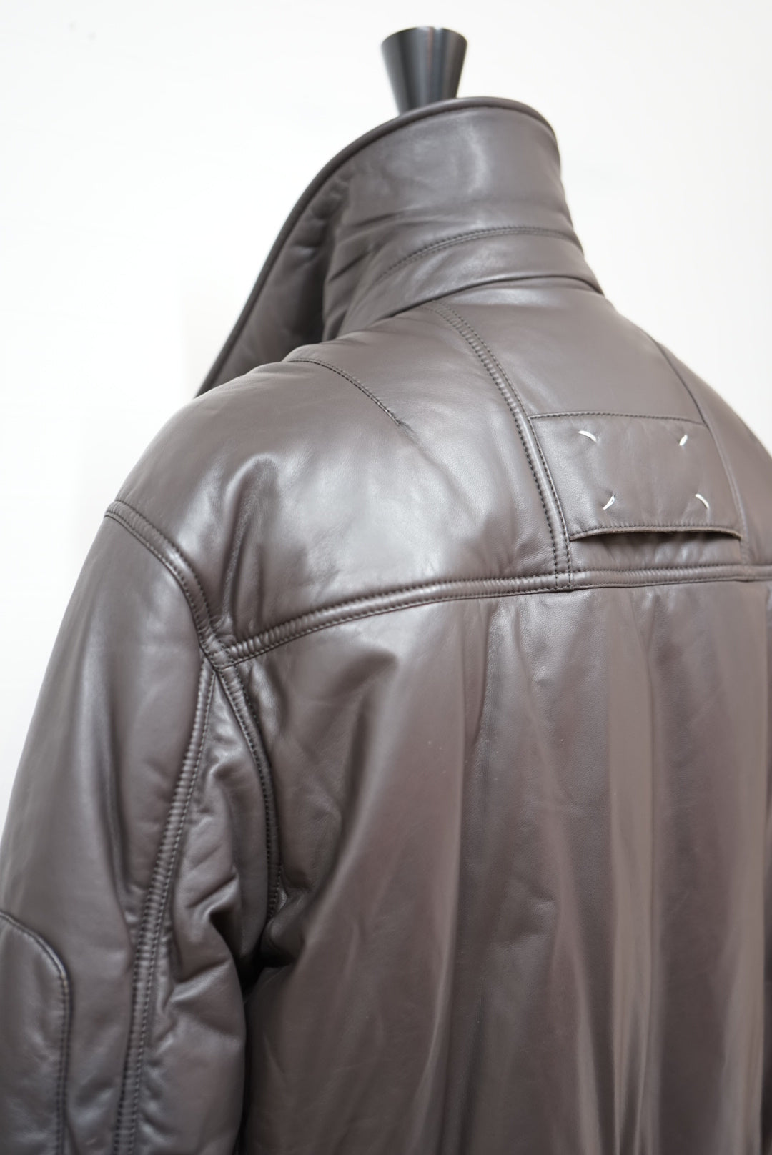 16's Maison Margiela ⑩ Leather × Padded Flight jacket.  -Dead Stock-