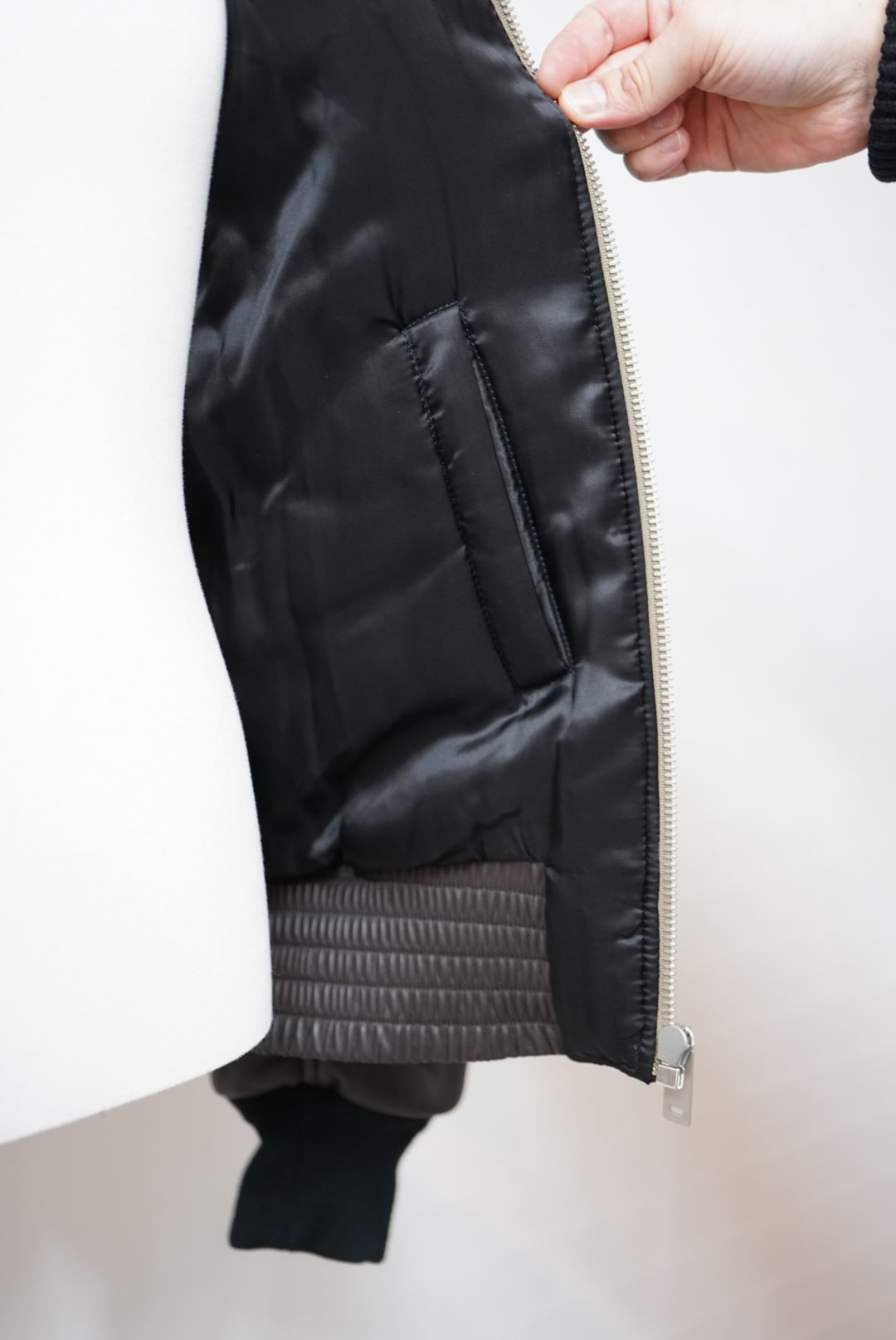 16's Maison Margiela ⑩ Leather × Padded Flight jacket.  -Dead Stock-