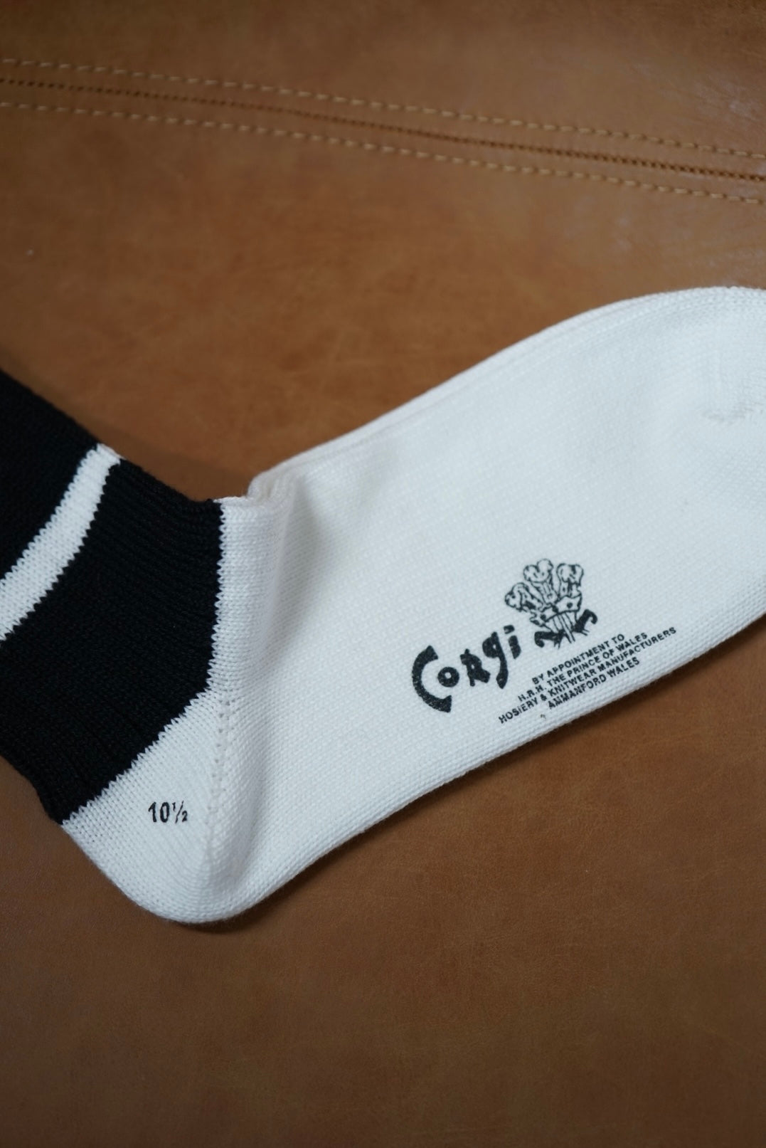 Corgi Sports Line Socks. -Black-