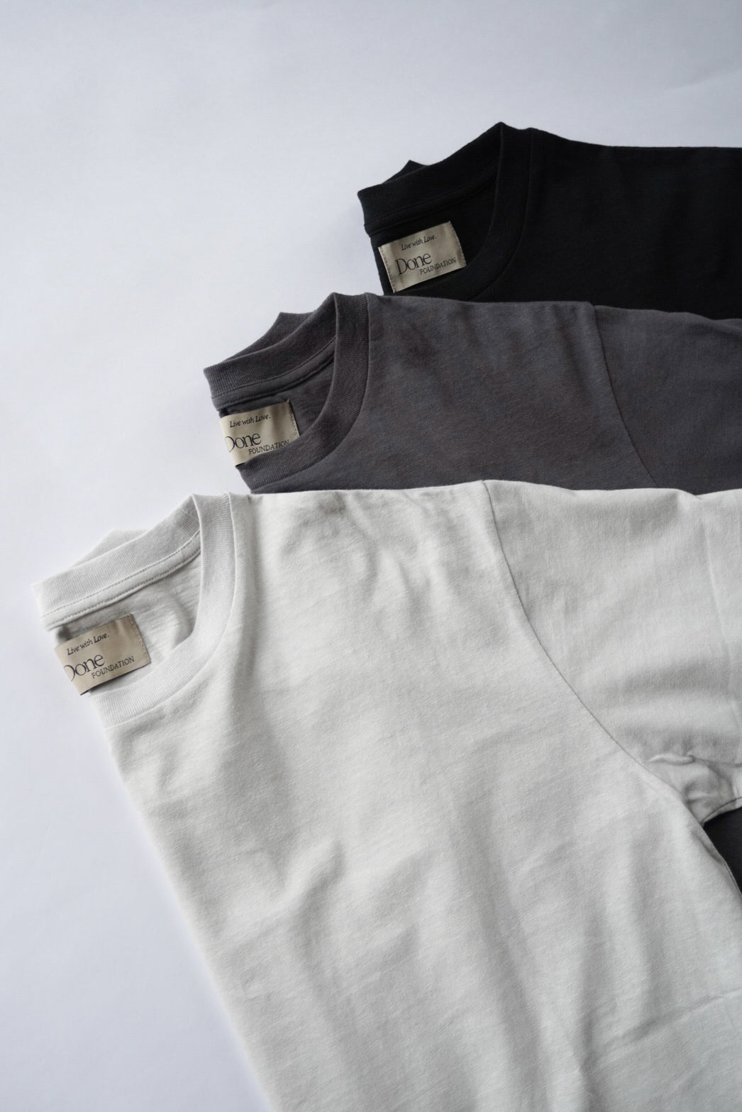 Done FOUNDATION ALAN / FOUNDATION TEE -Grey-
