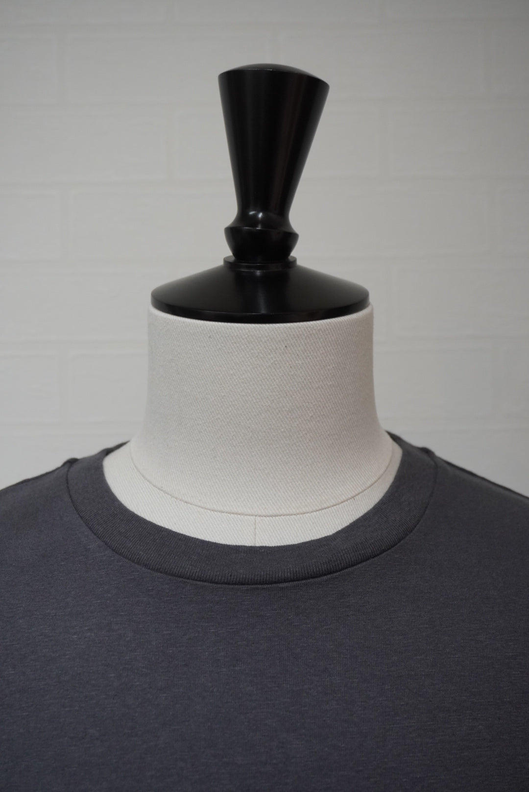Done FOUNDATION ALAN / FOUNDATION TEE -Grey-