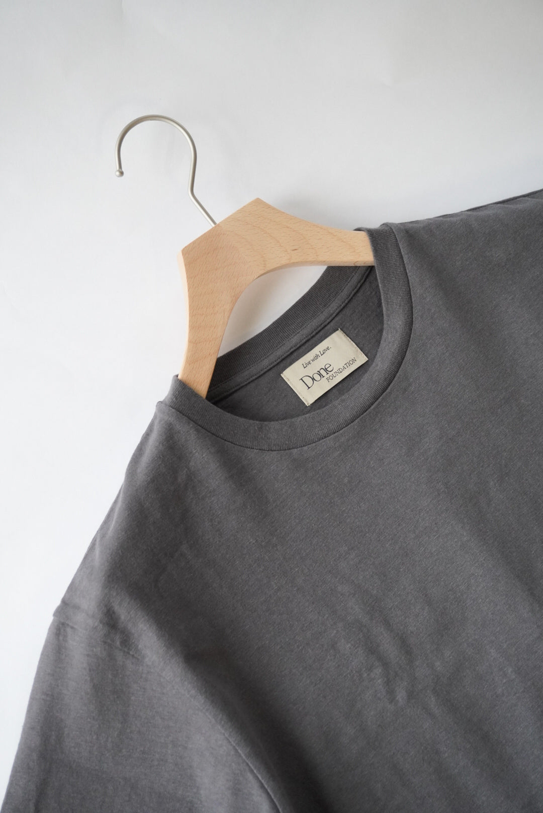 Done FOUNDATION ALAN / FOUNDATION TEE -Grey-