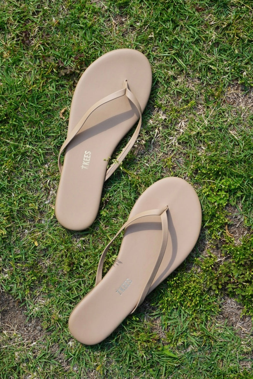 TKEES -FOUNDATION MATTE-