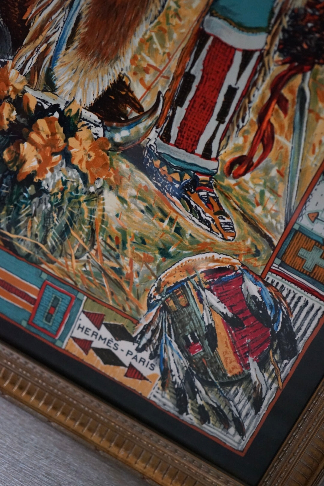 Hermes Carre 90 in a frame "Les Cheyennes"