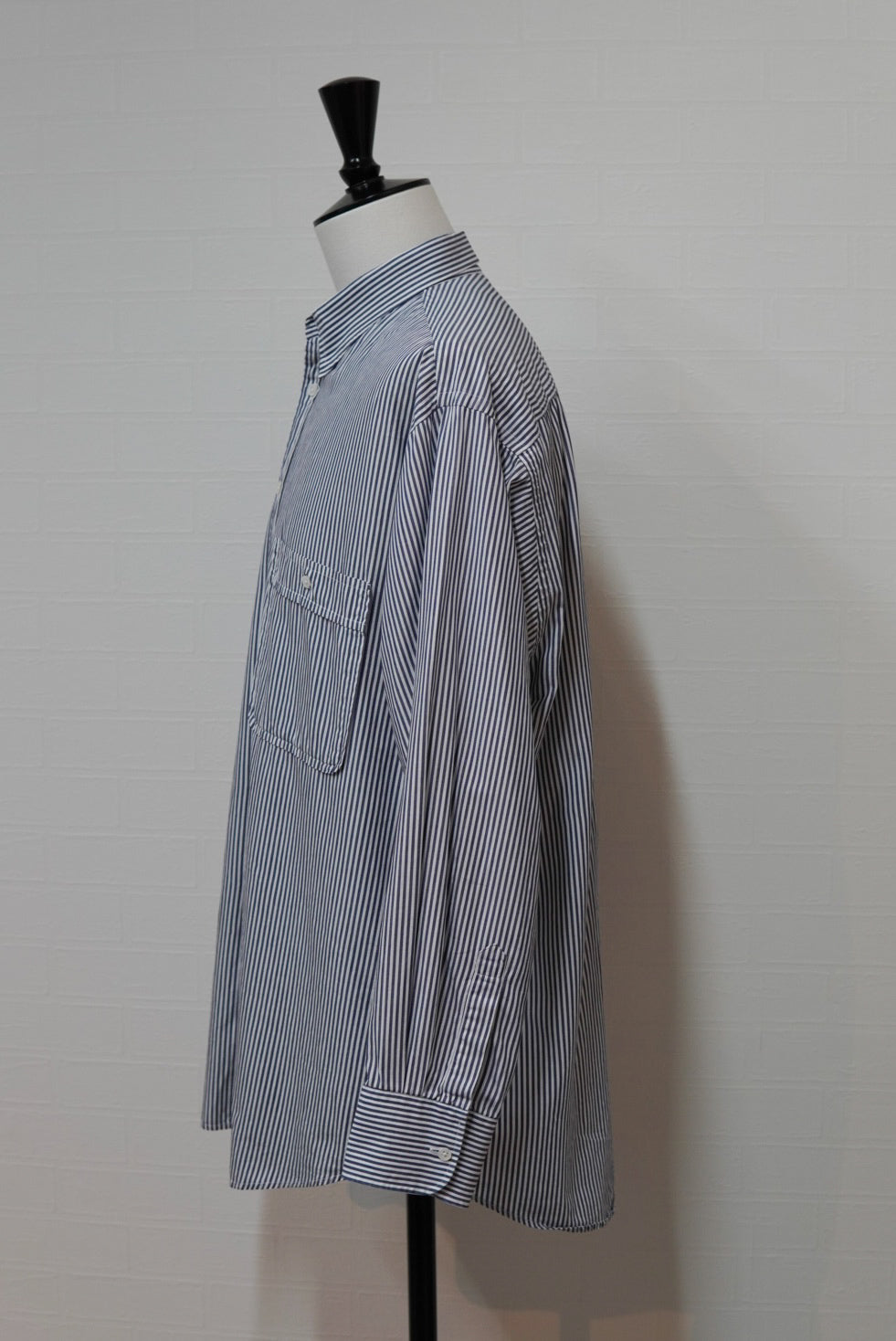 GIORGIO ARMANI LE COLLEZIONI STRIPED SHIRT.