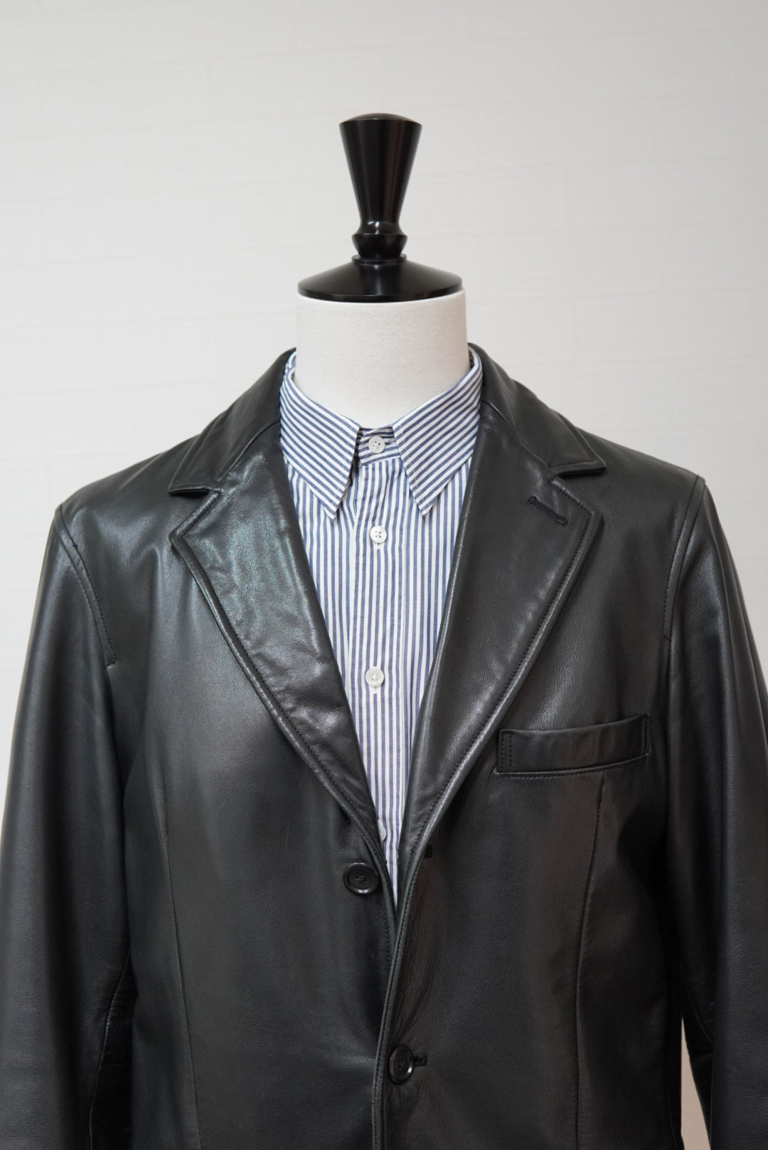 GIORGIO ARMANI LE COLLEZIONI STRIPED SHIRT.