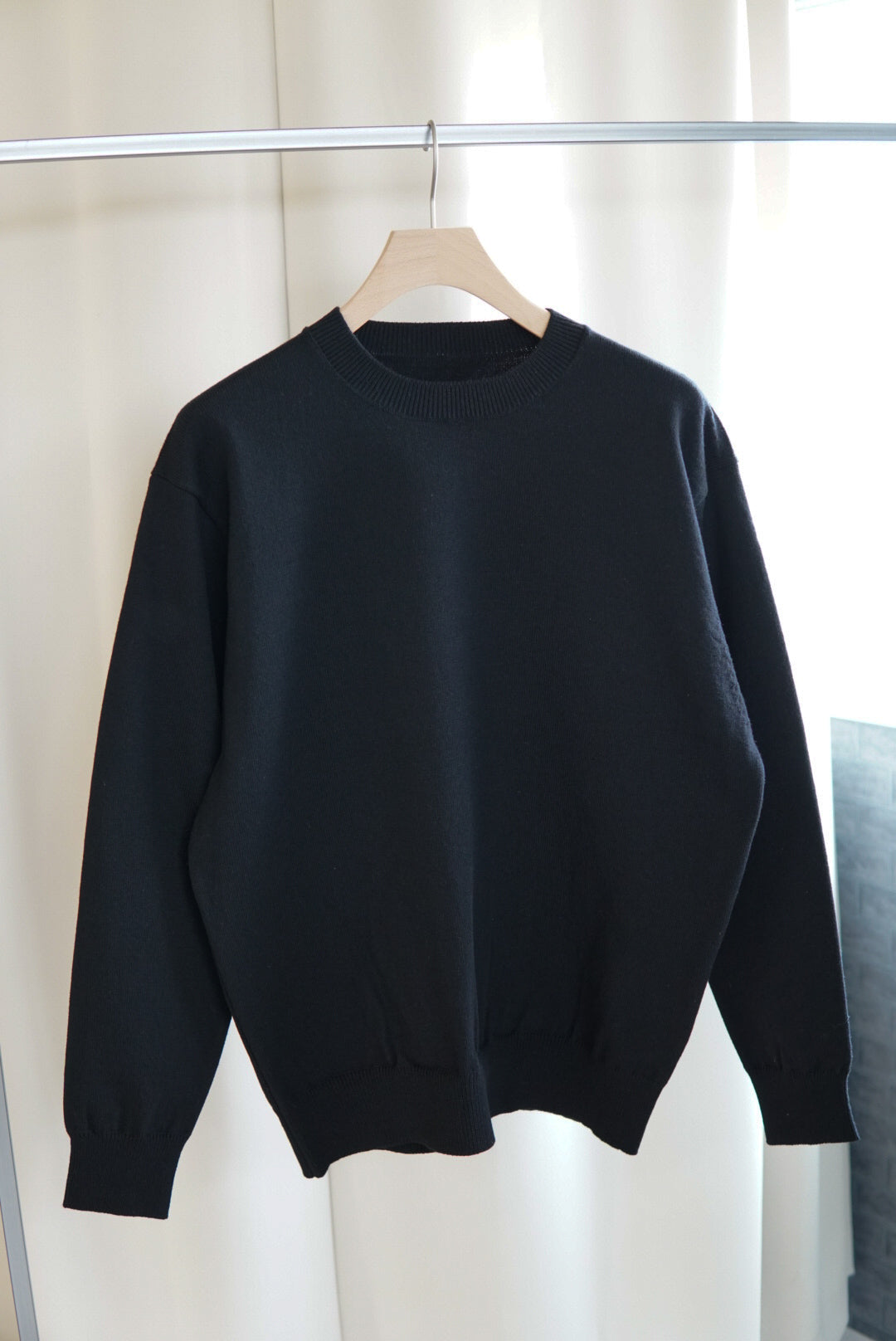 YONETOMI RIGID CASHMERE SWEATER.-BLACK- – 稲田商店