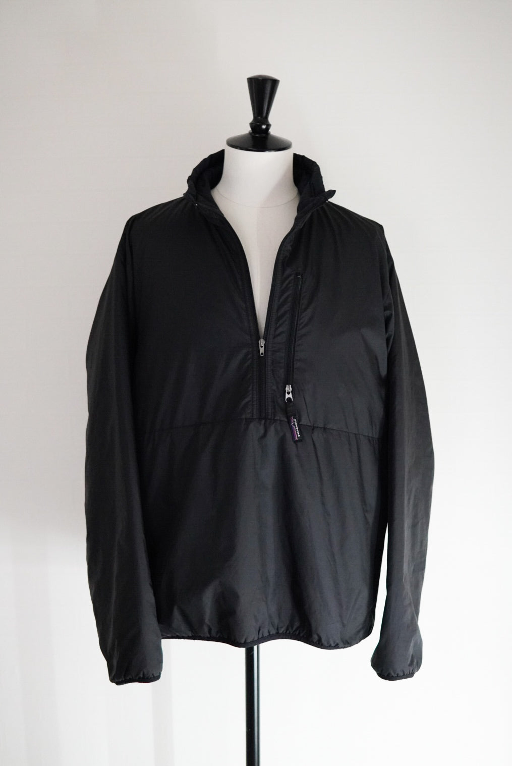 2001s Patagonia Puffball Jacket.-Black-