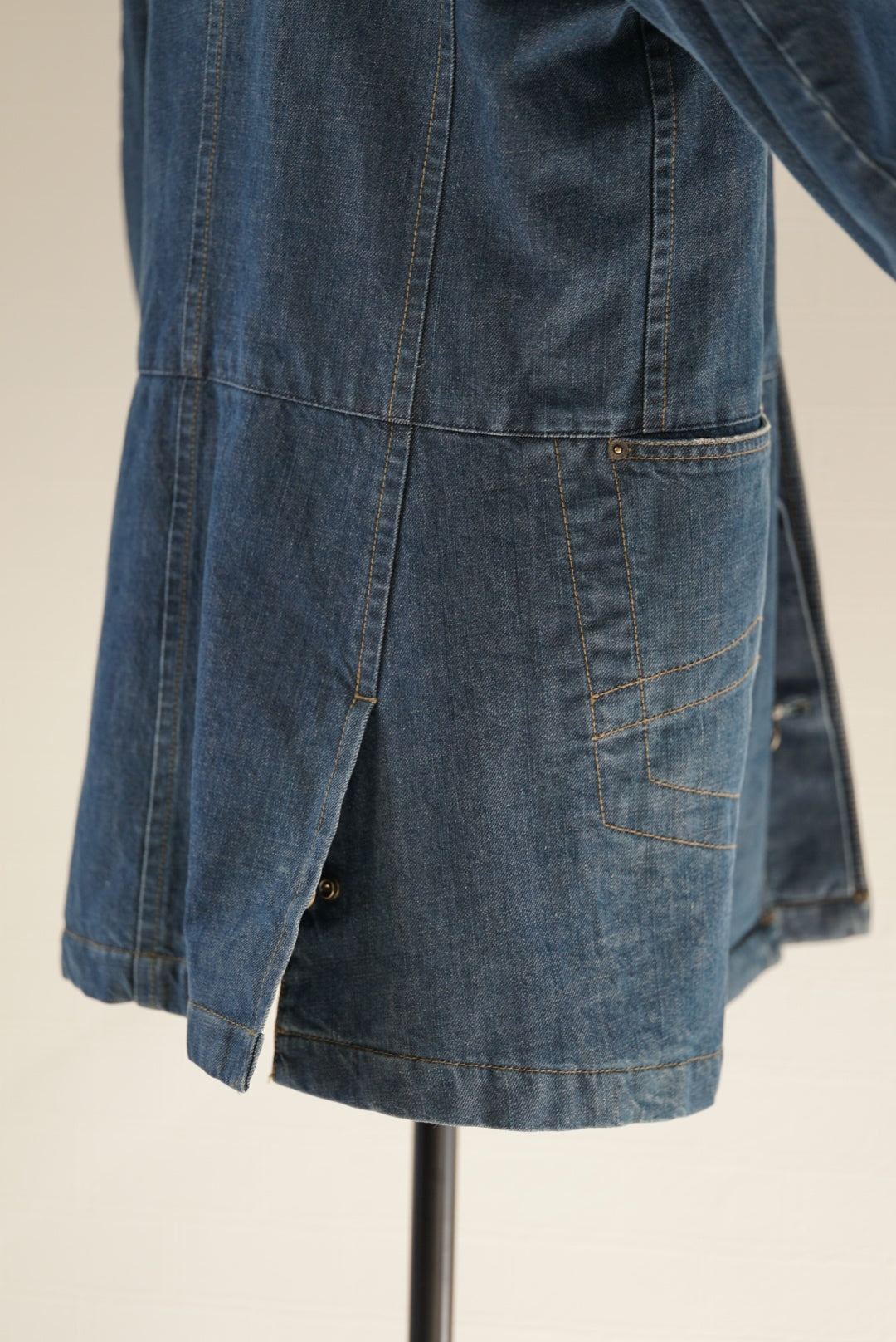 ARMANI JEANS Indigo Denim Jacket made in Italy.