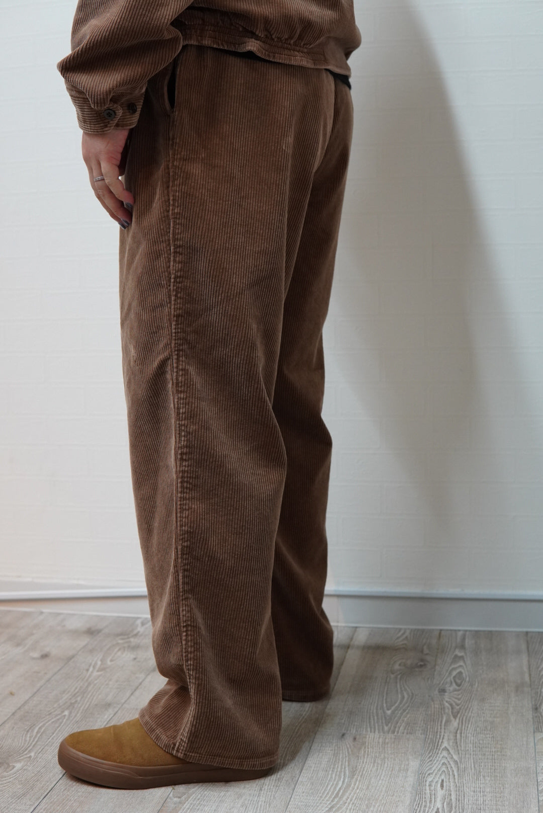 FOUNDOUR COTTON CORDUROY WIDE TUCK TROUSERS.