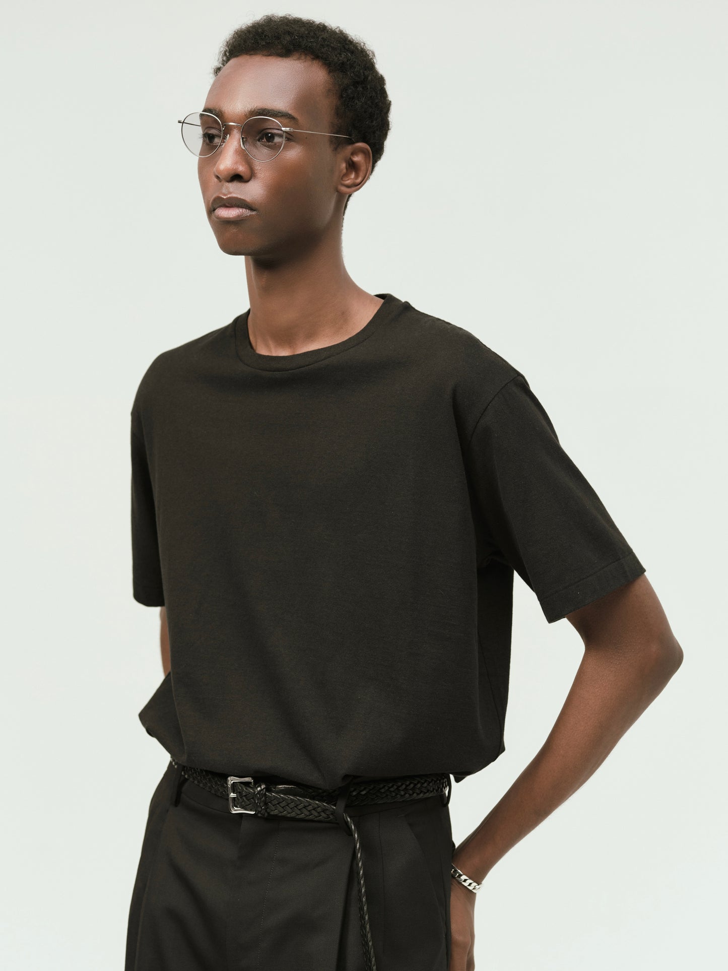 Done FOUNDATION ALAN / FOUNDATION TEE -Black-