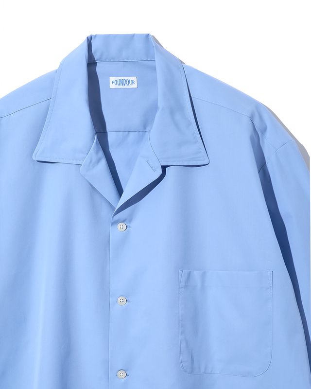 FOUNDOUR COTTON OPEN COLLAR SHIRT.
